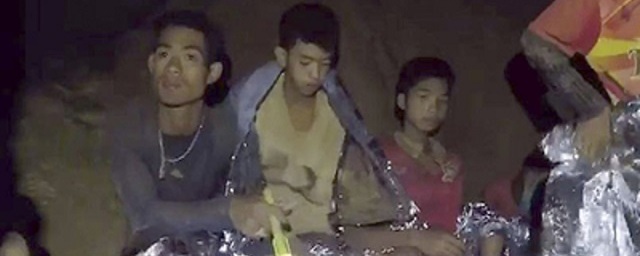 В Таиланде из пещеры Кхао Луанг эвакуирован последний ребенок